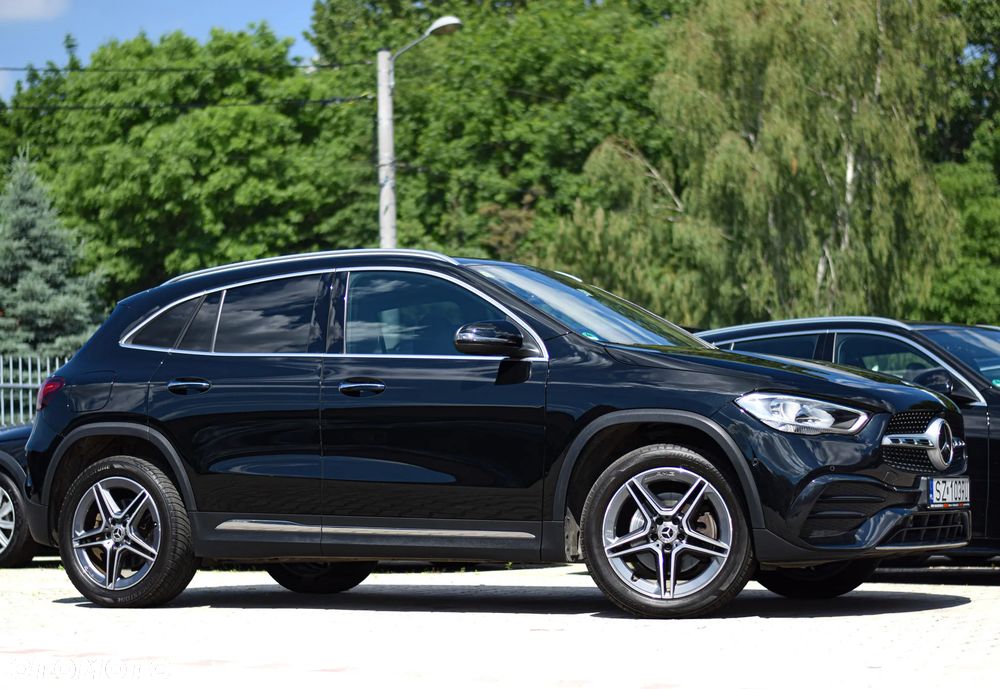 Mercedes-Benz GLA 250 e 8G-DCT AMG Line - 3