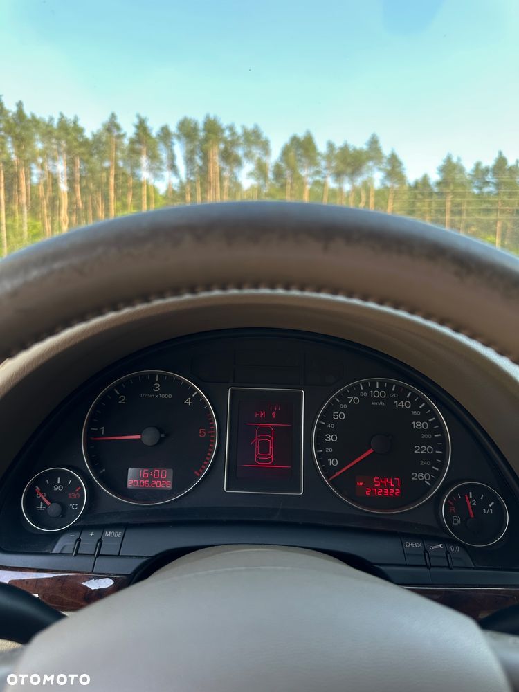 Audi A4 Limousine 3.0 TDI DPF quattro - 7