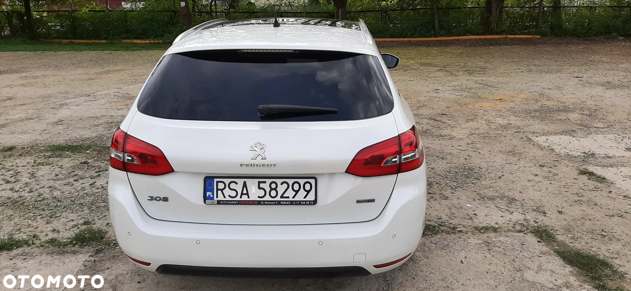 Peugeot 308 2.0 BlueHDi Allure S&S - 11