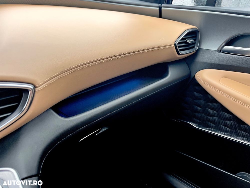 Hyundai Santa Fe 1.6 Plugin-Hybrid 4WD Signature - 34