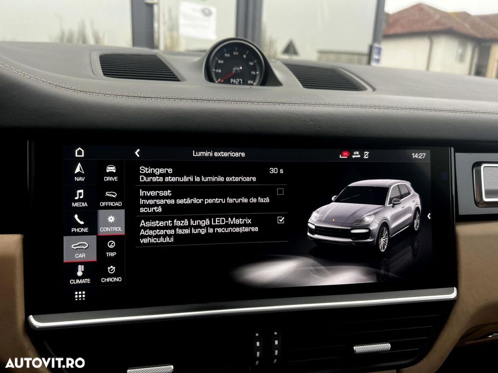 Porsche Cayenne Turbo - 29