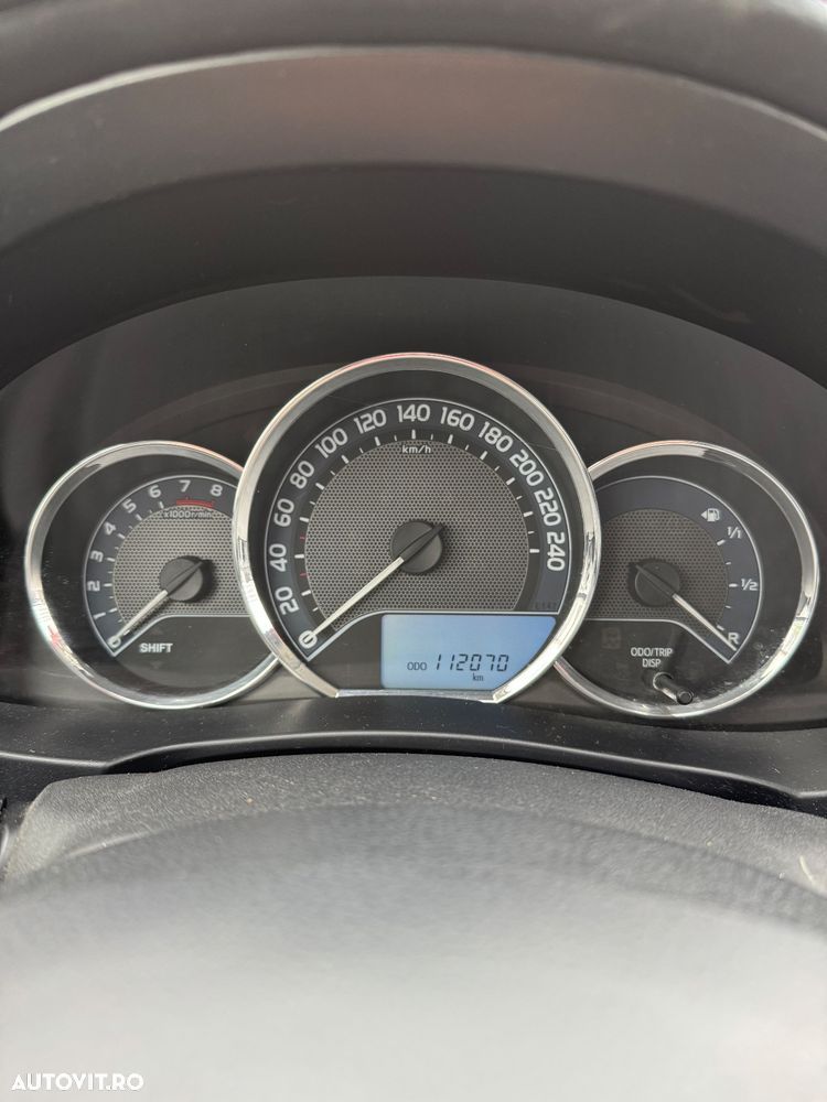 Toyota Corolla 1.6 Valvematic Luna - 14