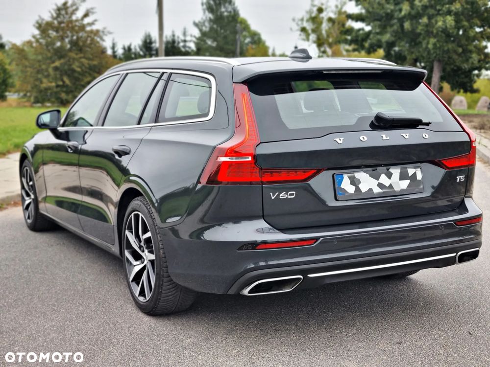 Volvo V60 T5 Geartronic Momentum - 12