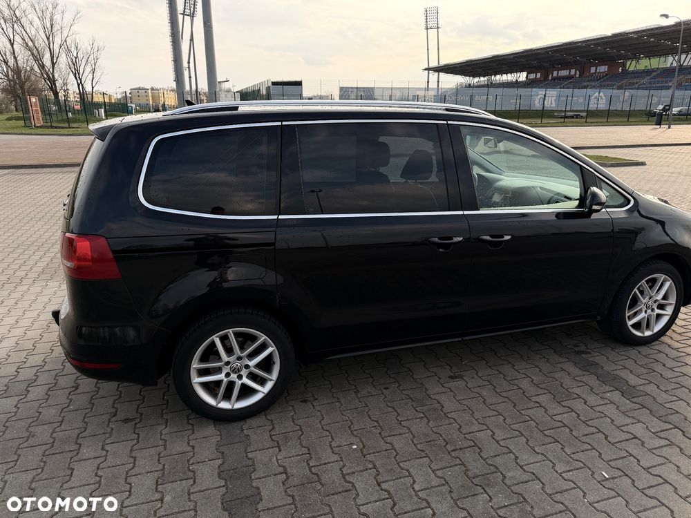Volkswagen Sharan 2.0 TDI Comfortline DSG - 8