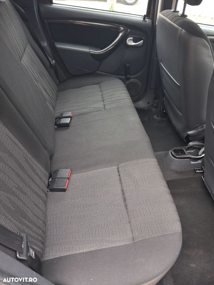 Dacia Duster dCi 110 FAP 4x2 Laureate - 8