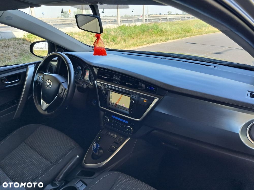 Toyota Auris - 18