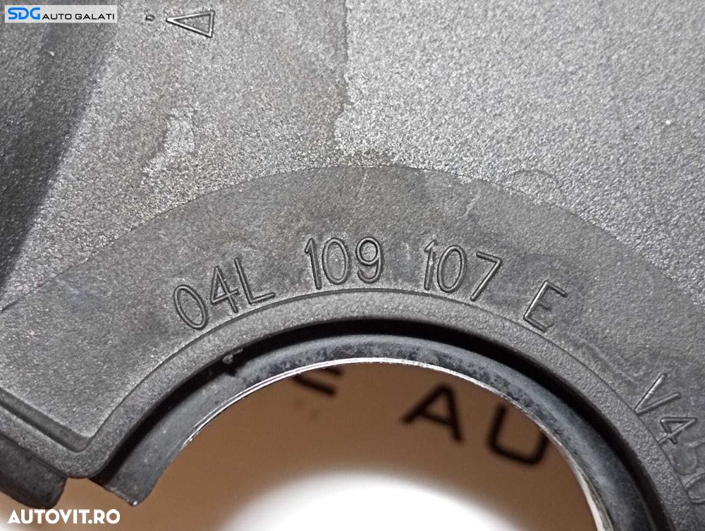 Capac Distributie Motor Volkswagen Touran 1.6 TDI CRKB DGDA 2016 - Prezent Cod 04L109107E [M6642] - 4