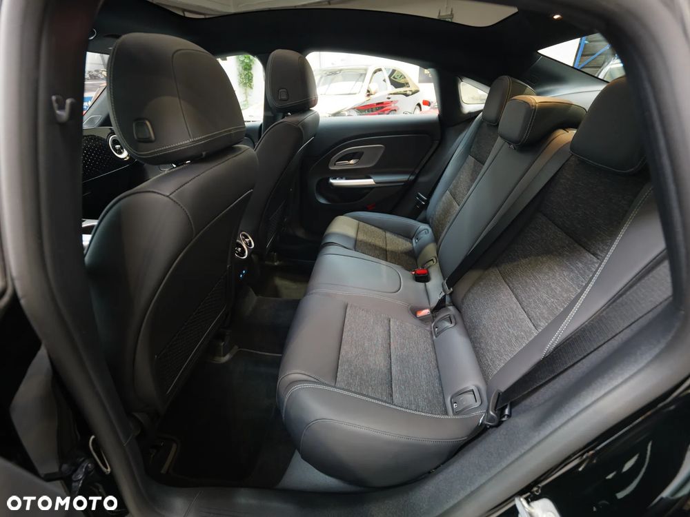 Mercedes-Benz CLA - 19