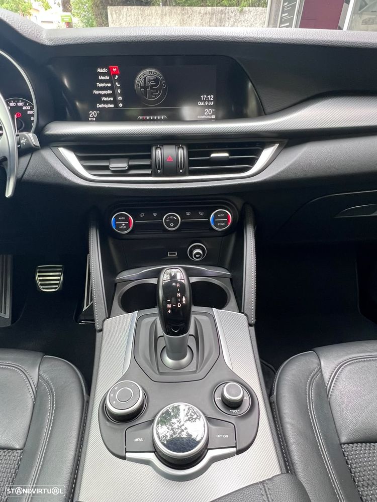 Alfa Romeo Stelvio 2.2 D Super AT8 - 13