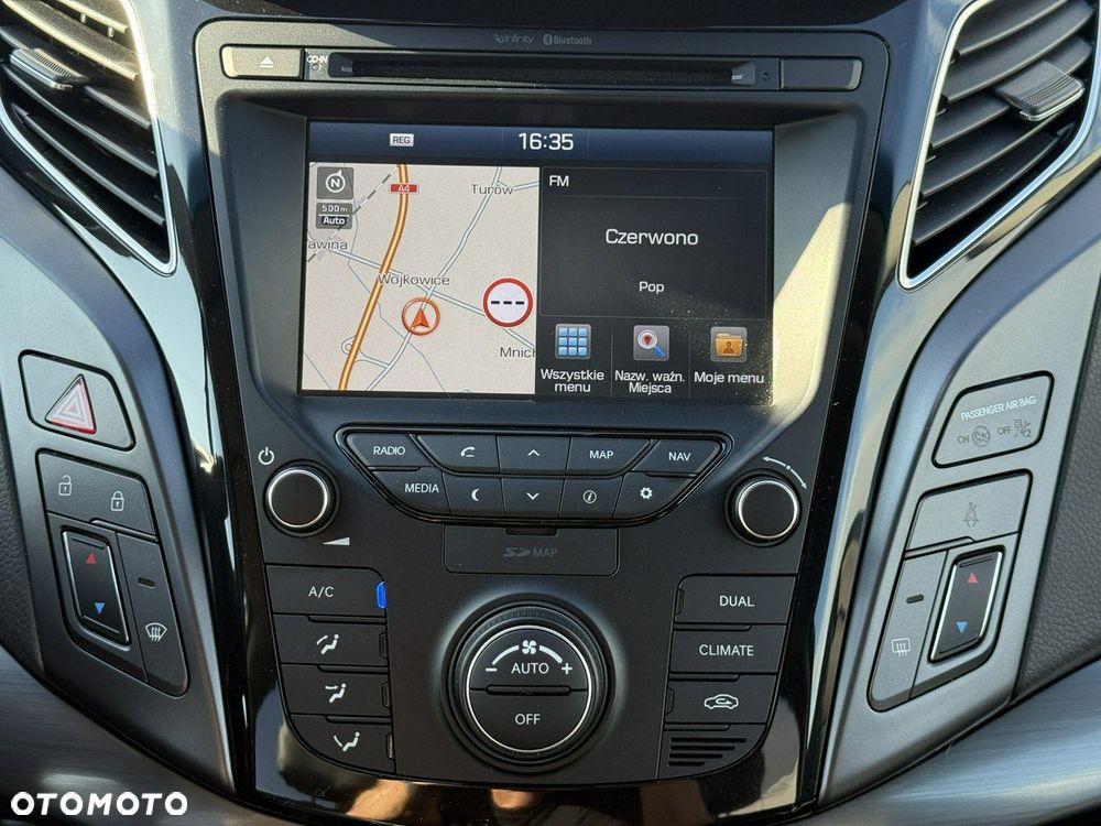 Hyundai i40 Kombi 1.7 CRDi Premium - 23