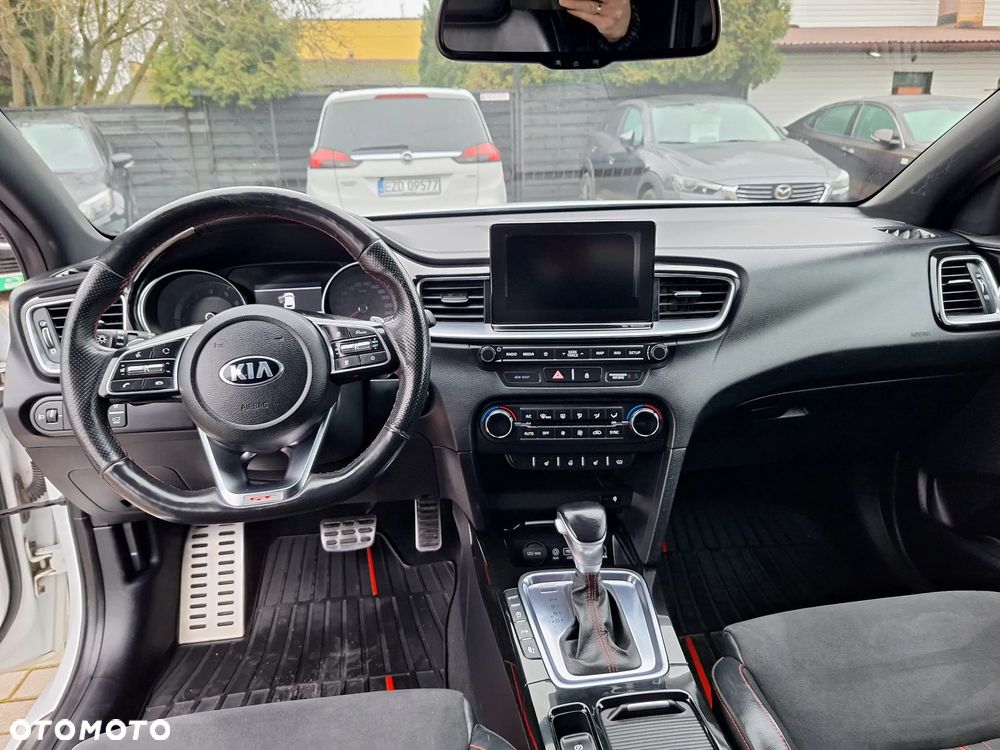 Kia ProCeed 1.6 T-GDI GT DCT - 6