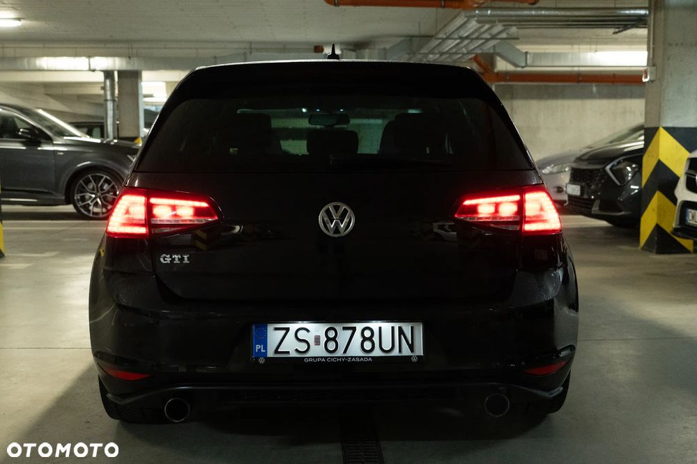 Volkswagen Golf GTI BlueMotion Technology - 14
