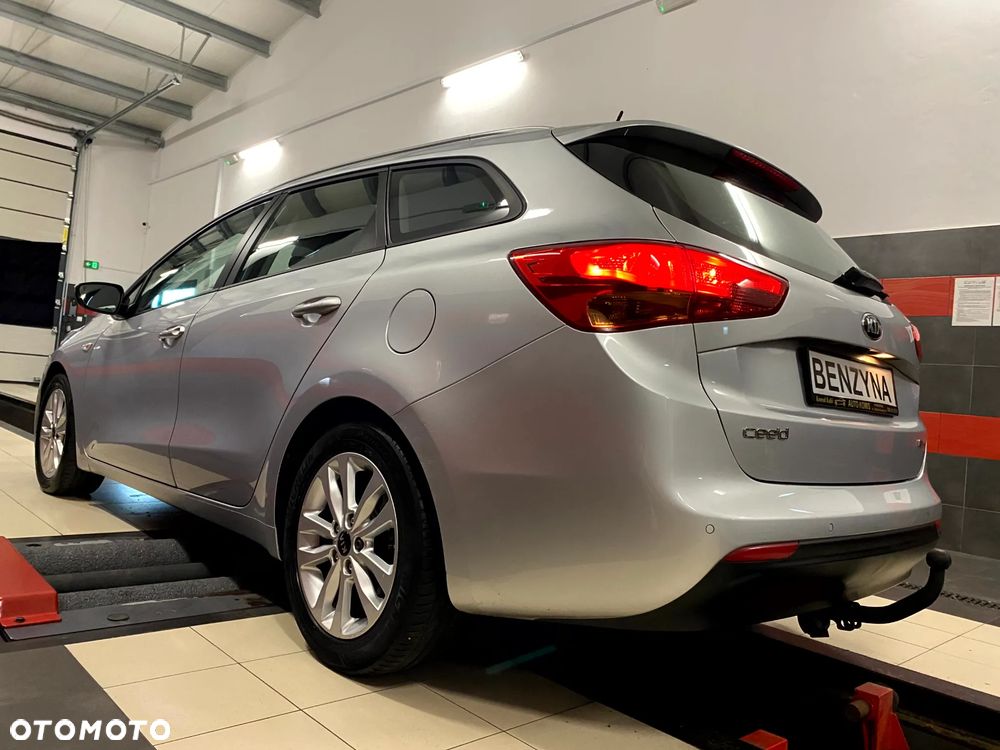Kia Ceed 1.6 GDI Platinum Edition - 14