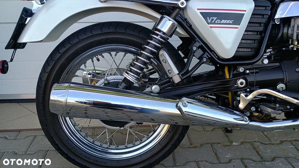 Moto Guzzi V7 - 29