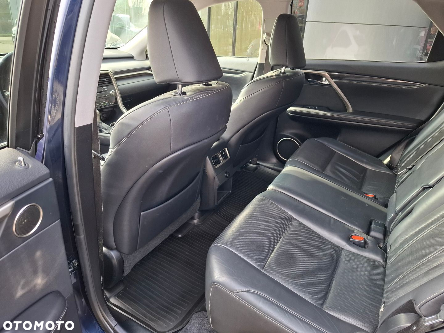 Lexus RX - 13