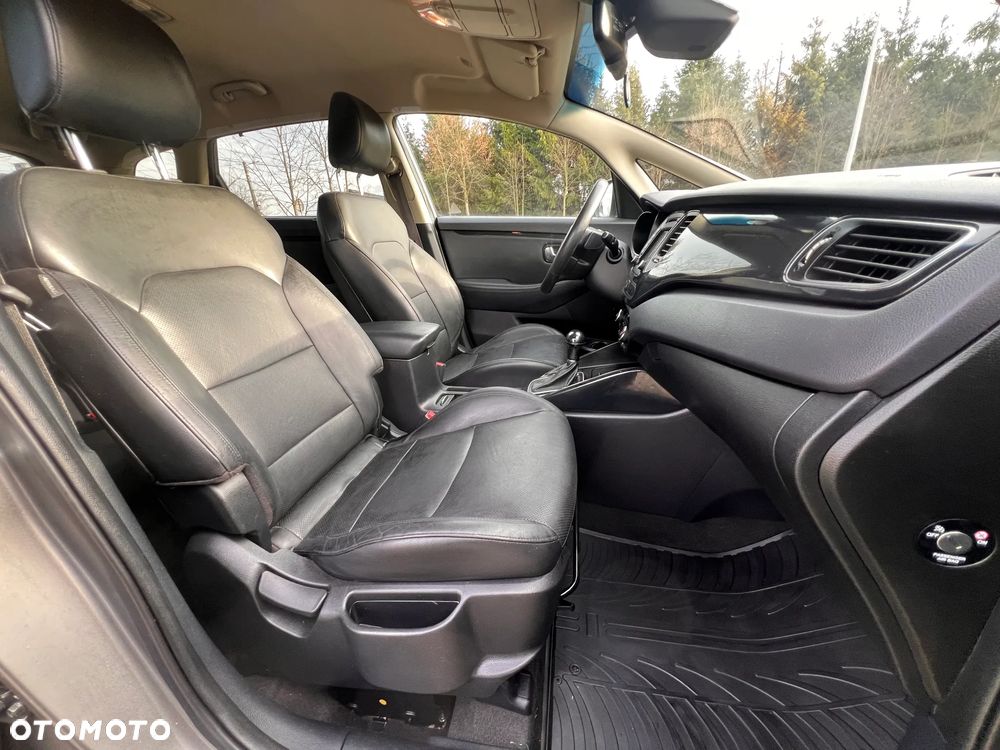 Kia Carens 1.7 CRDi Spirit - 15