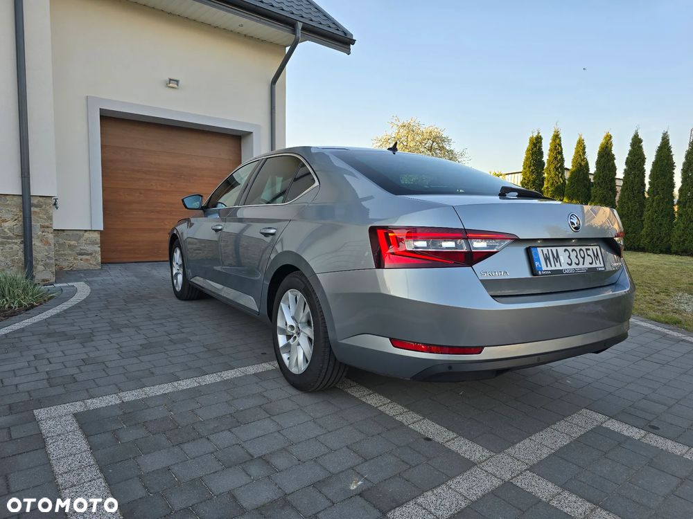 Skoda Superb 1.5 TSI ACT Ambition - 15