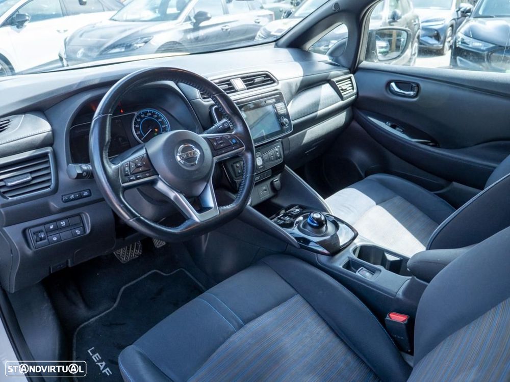 Nissan Leaf 40 kWh Acenta - 22