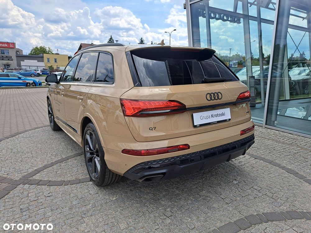 Audi Q7 - 9