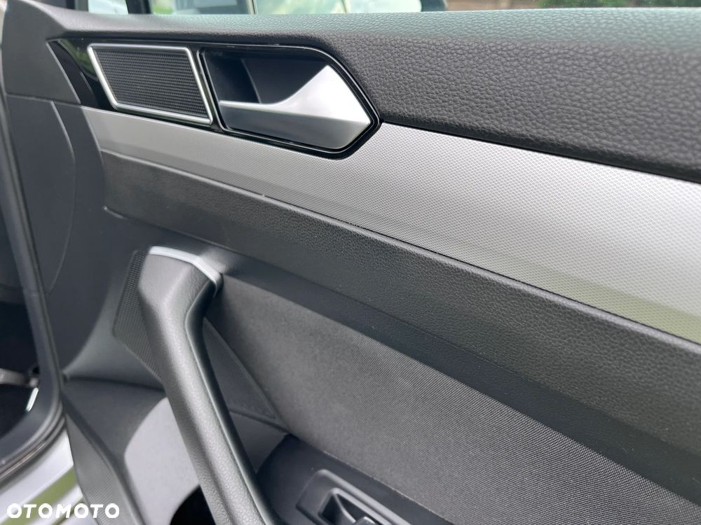 Volkswagen Passat Variant - 27