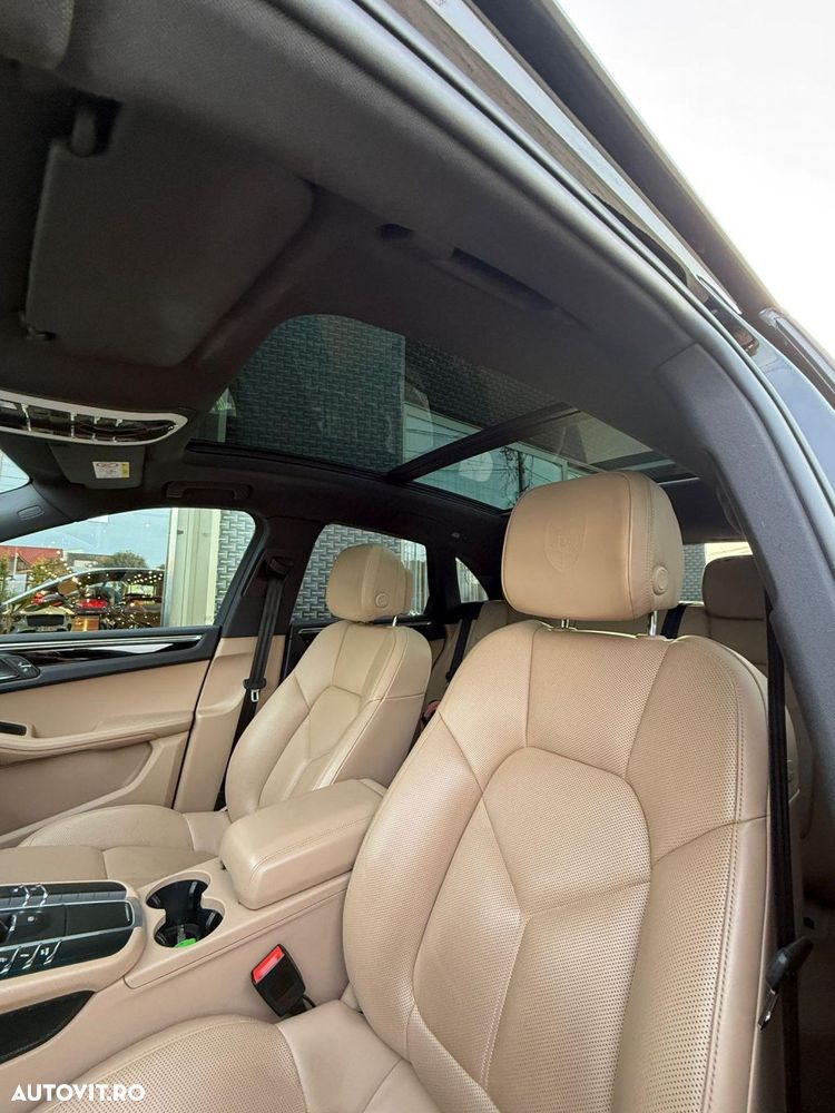 Porsche Macan - 17