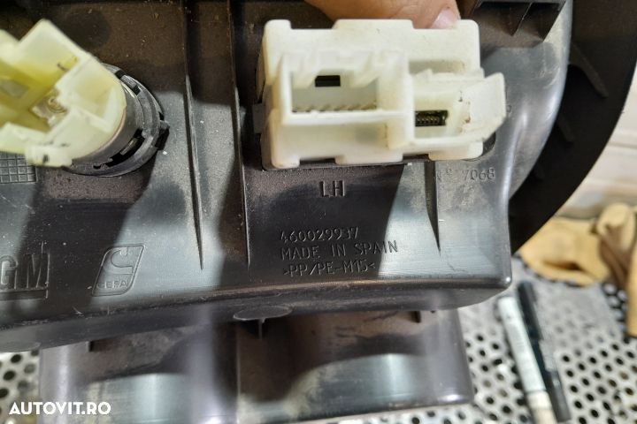 CONSOLA SCHIMBATOR Opel Corsa E [2014 - 2020] Hatchback 5-usi 1.4 MT - 4