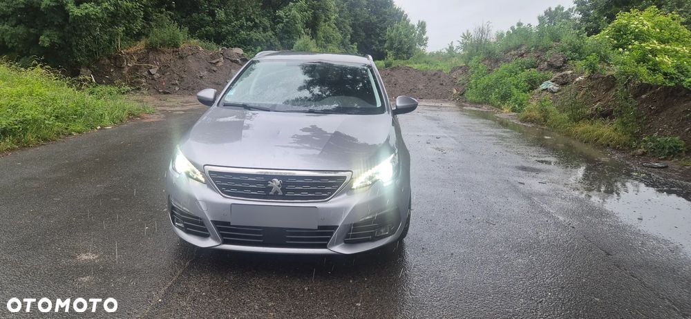 Peugeot 308 BlueHDi 130 EAT8 Active Pack - 2