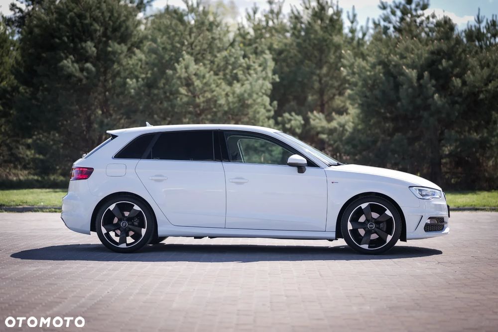 Audi A3 Sportback 1.4 TFSI S line Sportpaket - 6