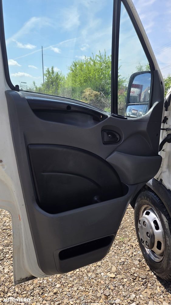 Iveco 35C12 cu platforma si obloane 4.8m - 14