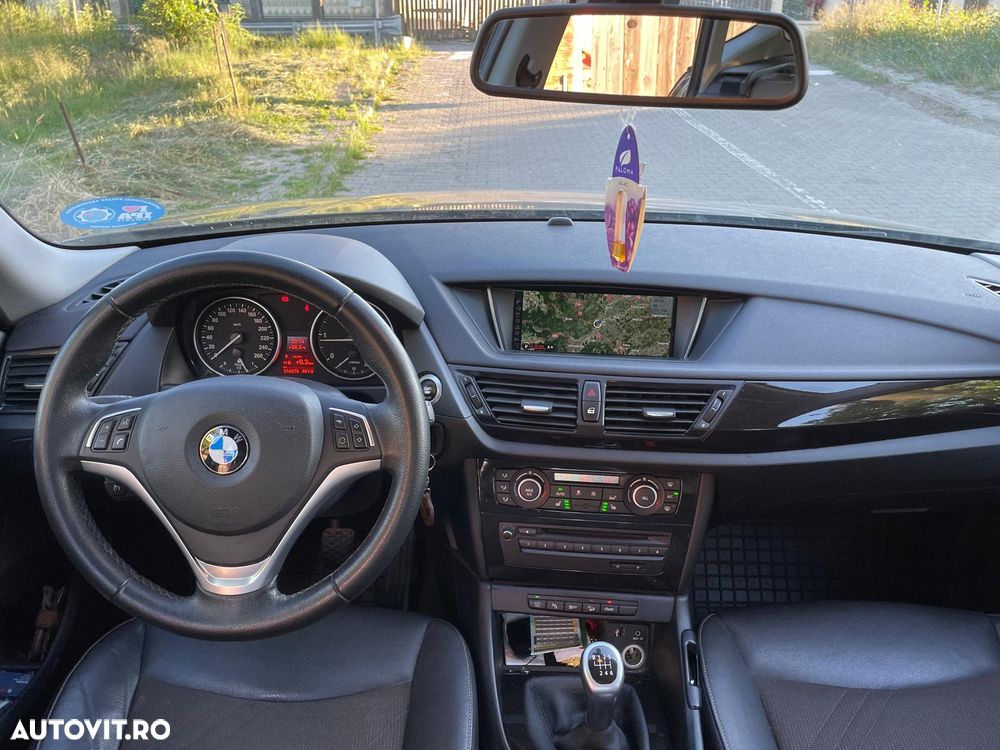 BMW X1 xDrive20d - 4