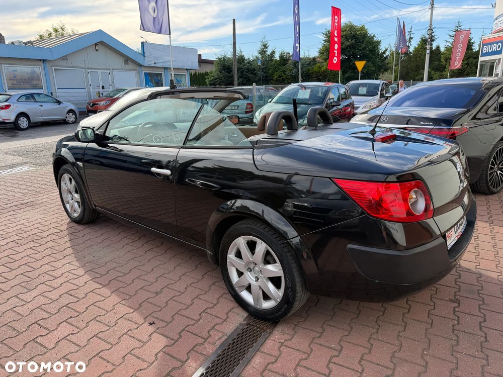 Renault Megane 1.6 Privilege - 9