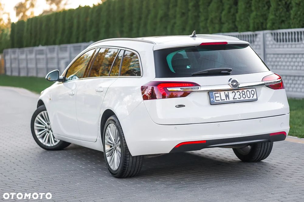 Opel Insignia 2.0 CDTI Sports Tourer Automatik Cosmo - 3
