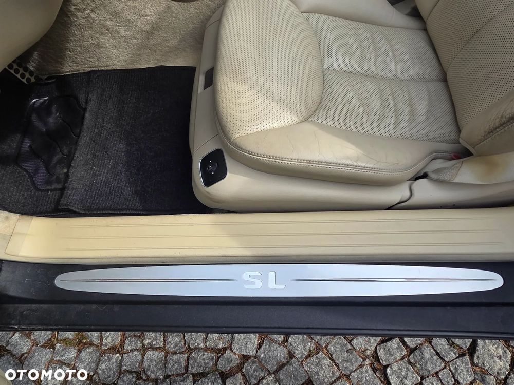 Mercedes-Benz SL - 19