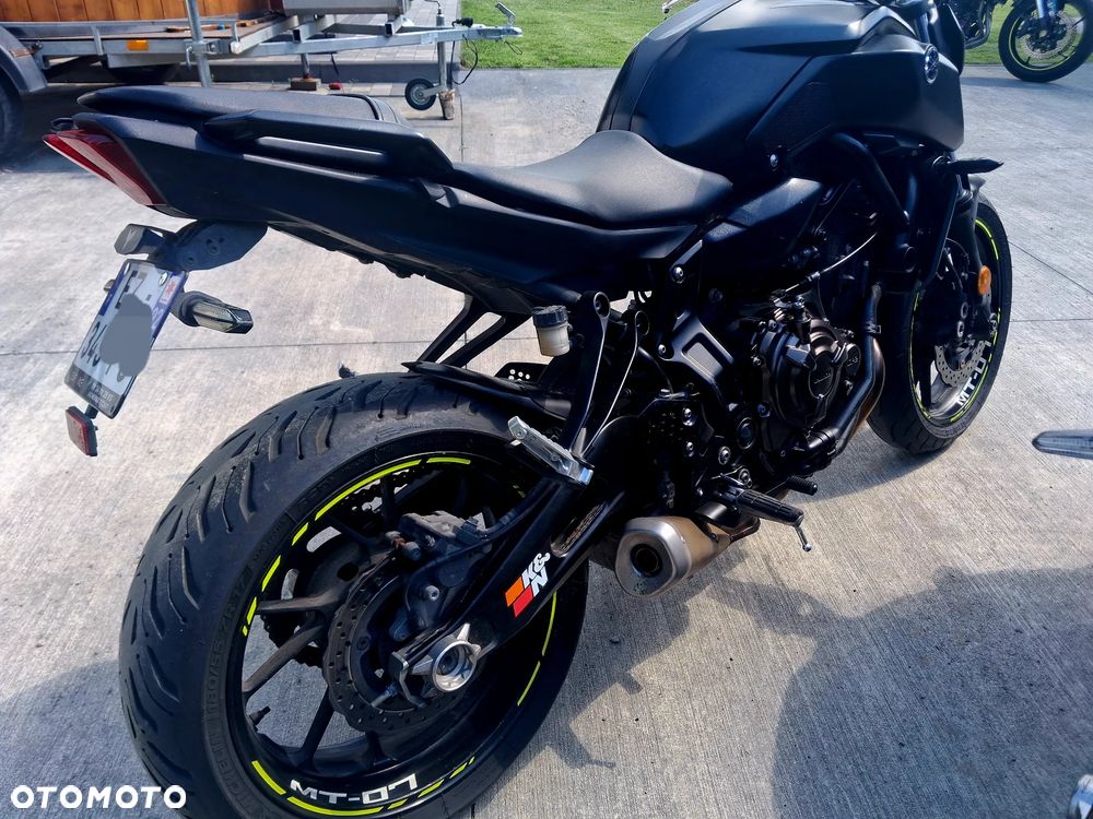 Yamaha MT - 2