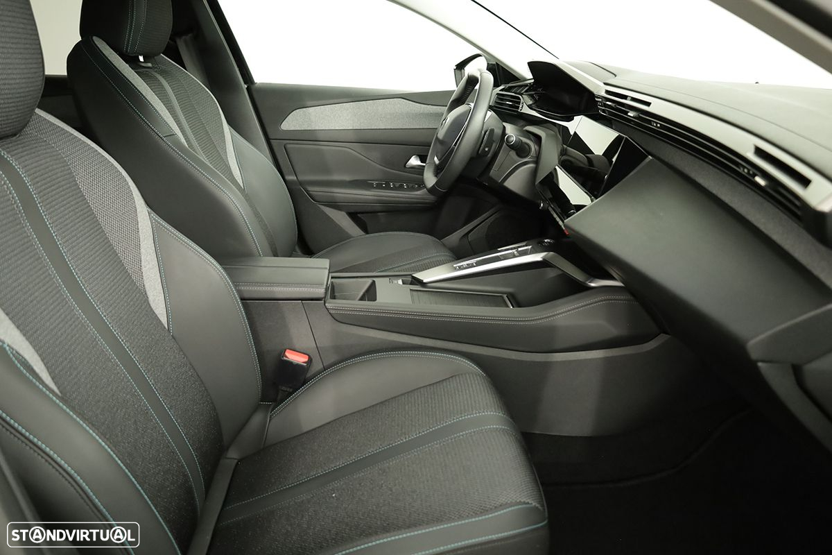 Peugeot 308 SW 1.2 PureTech Allure Pack EAT8 - 20