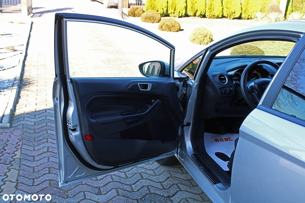 Ford Fiesta - 21
