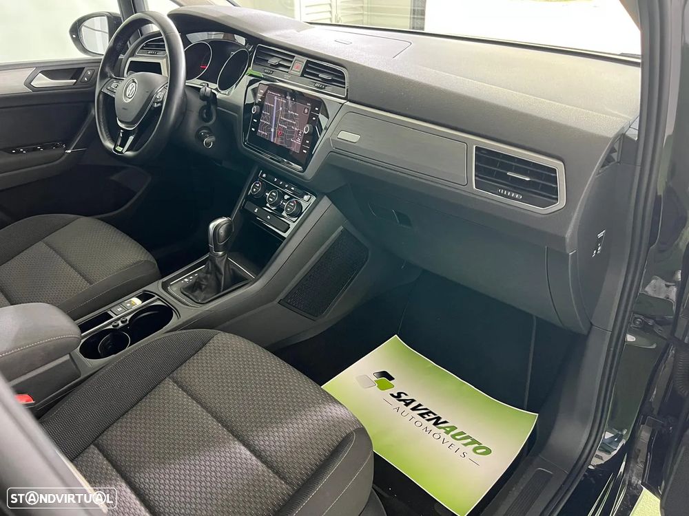 VW Touran 1.6 TDI Highline DSG - 48