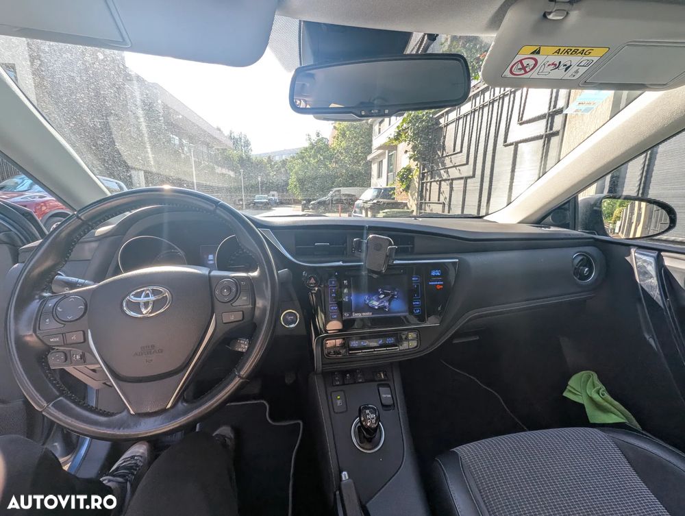 Toyota Auris - 9