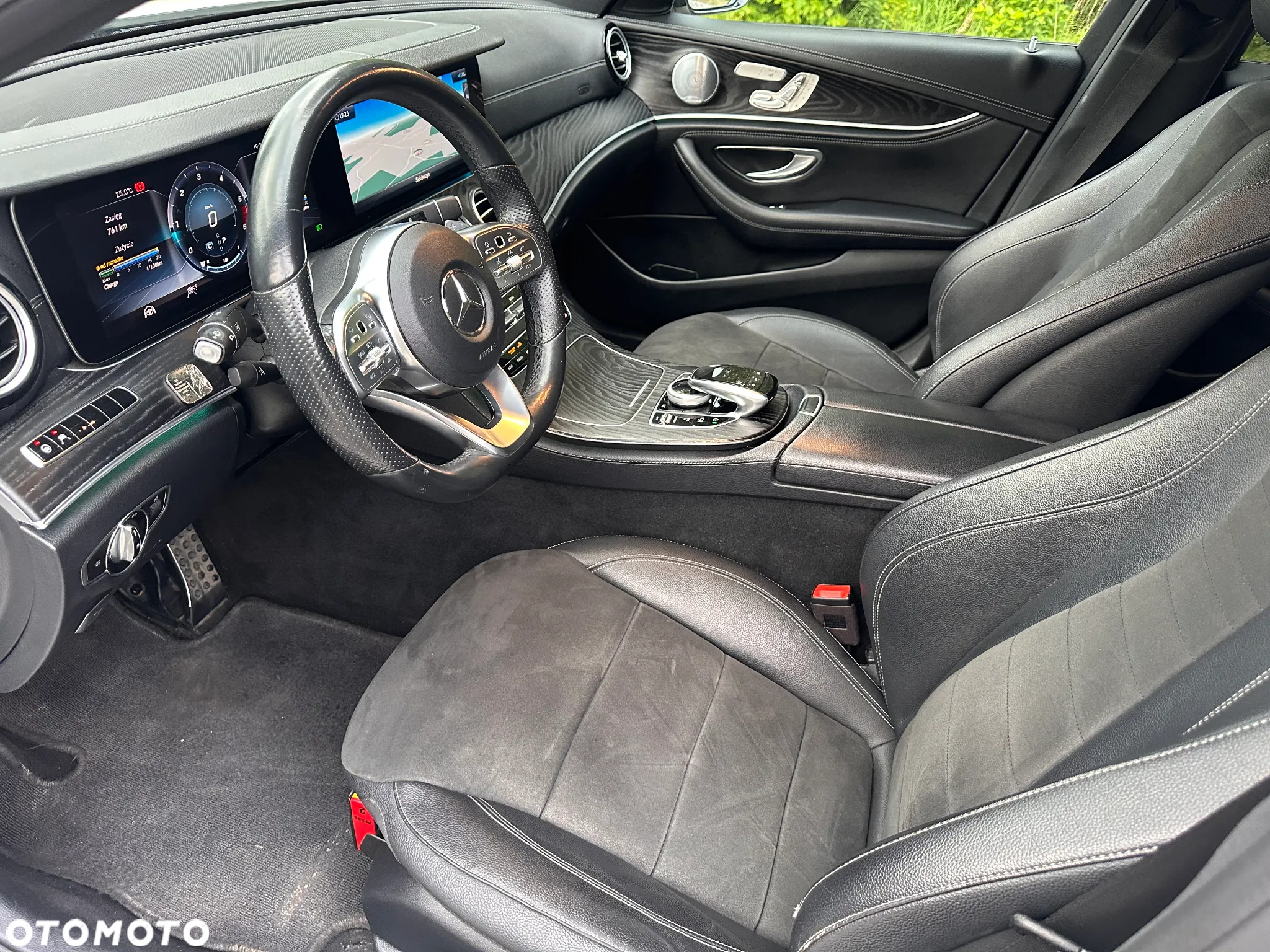 Mercedes-Benz Klasa E 220 d 4-Matic 9G-TRONIC - 10