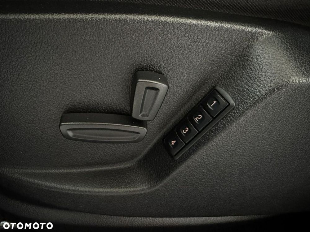 Ford S-Max 2.0 TDCi DPF Titanium - 15