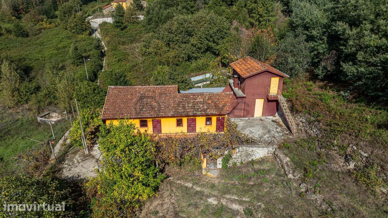 Moradia com Terrenos em Baião – Pedras Brancas, Mesquinhata