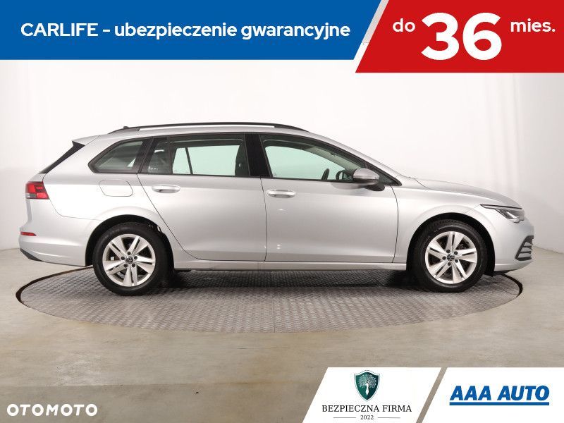 Volkswagen Golf - 8