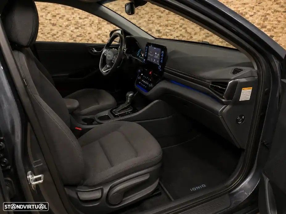 Hyundai Ioniq 1.6 GDI PHEV - 10