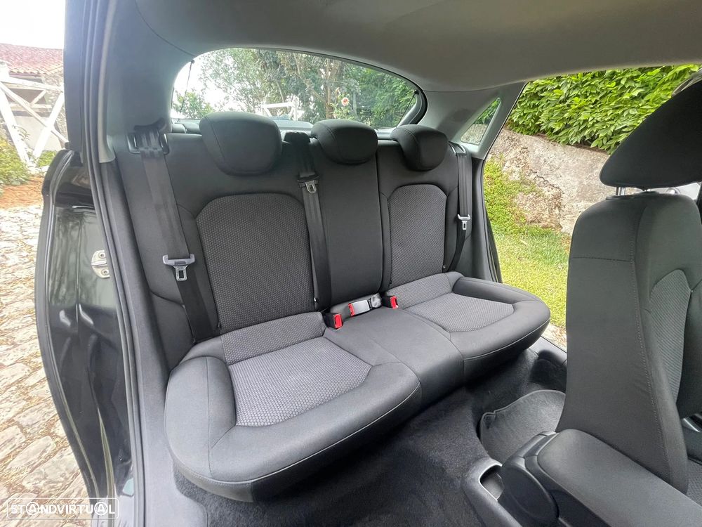 Audi A1 Sportback 1.4 TDI Design - 8