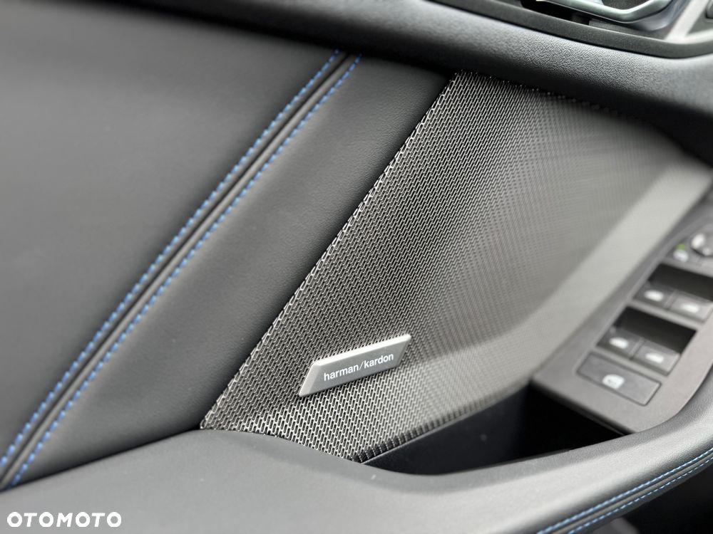 BMW Seria 2 220 mHEV - 15