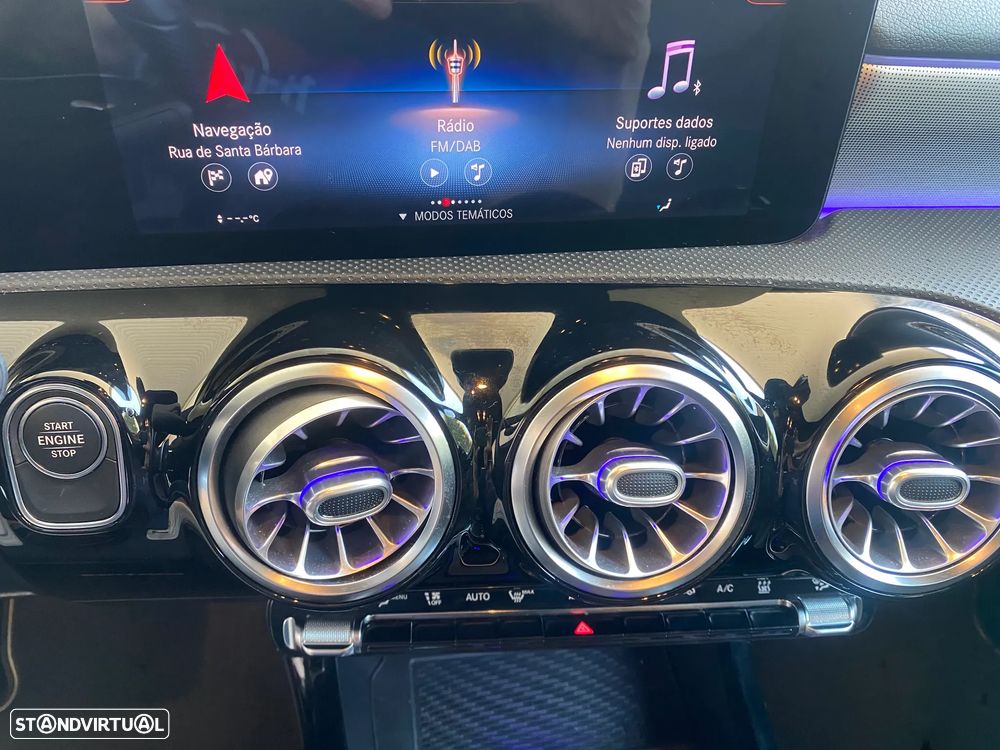 Mercedes-Benz A 250 e AMG Line - 21