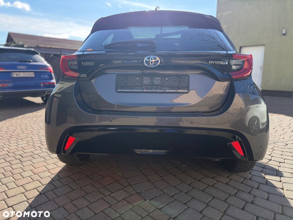 Toyota Yaris - 5