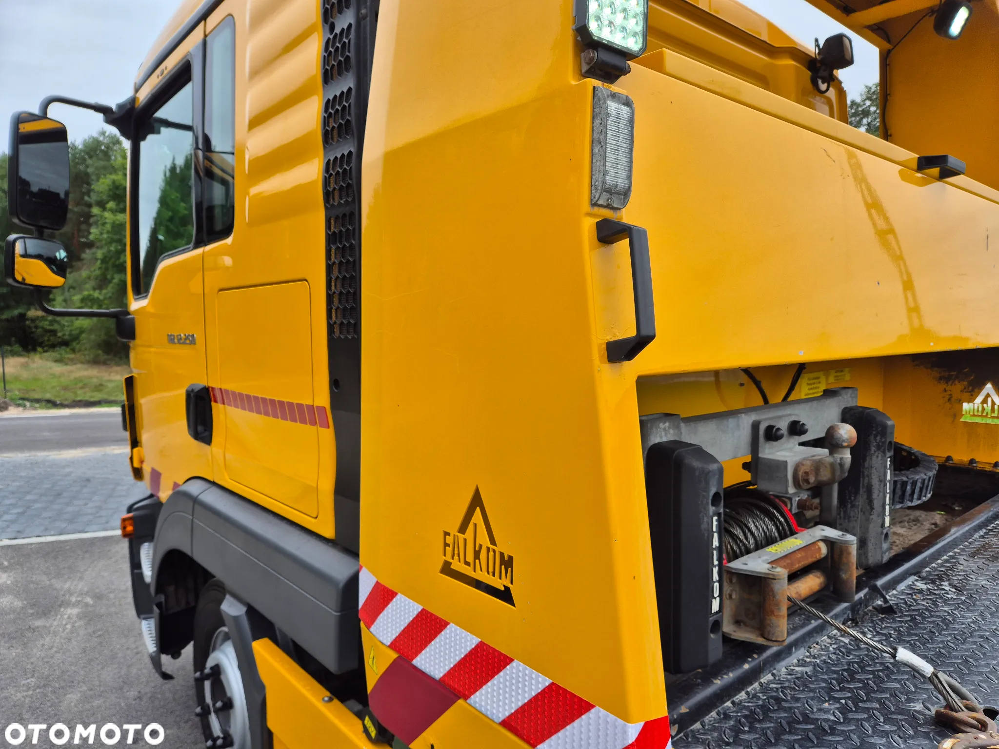 MAN TGL 250 - 11