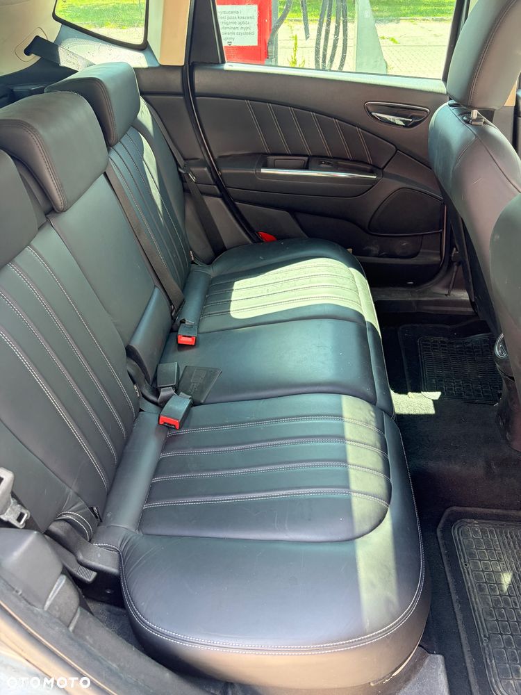 Lancia Delta 2.0 MJ Platino - 9