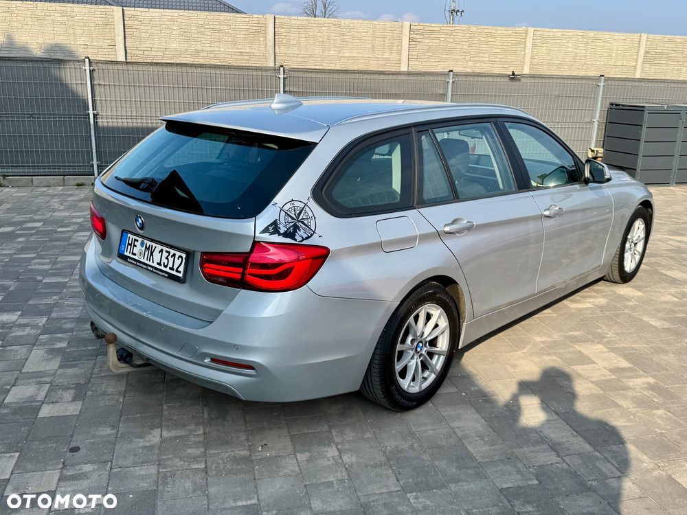 BMW Seria 3 320d Edition Luxury Line Purity - 2